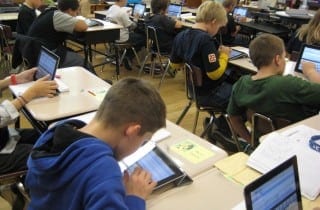 Improving Teaching And Learning With Technology-Enabled Formative Assessments